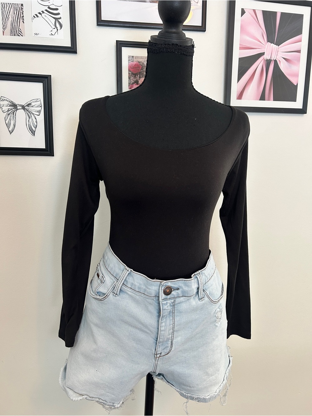 Windsor Black Scoop Neck Long-Sleeve Top